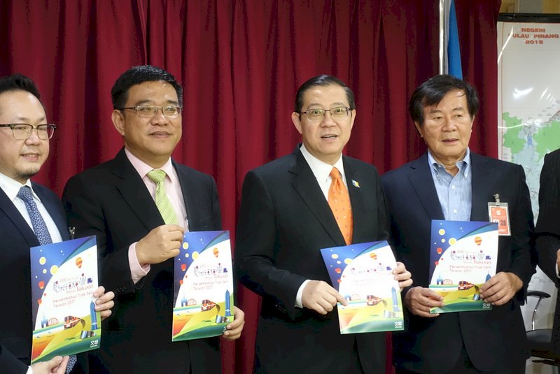 文總拜會檳城首席部長林冠英 促文化交流