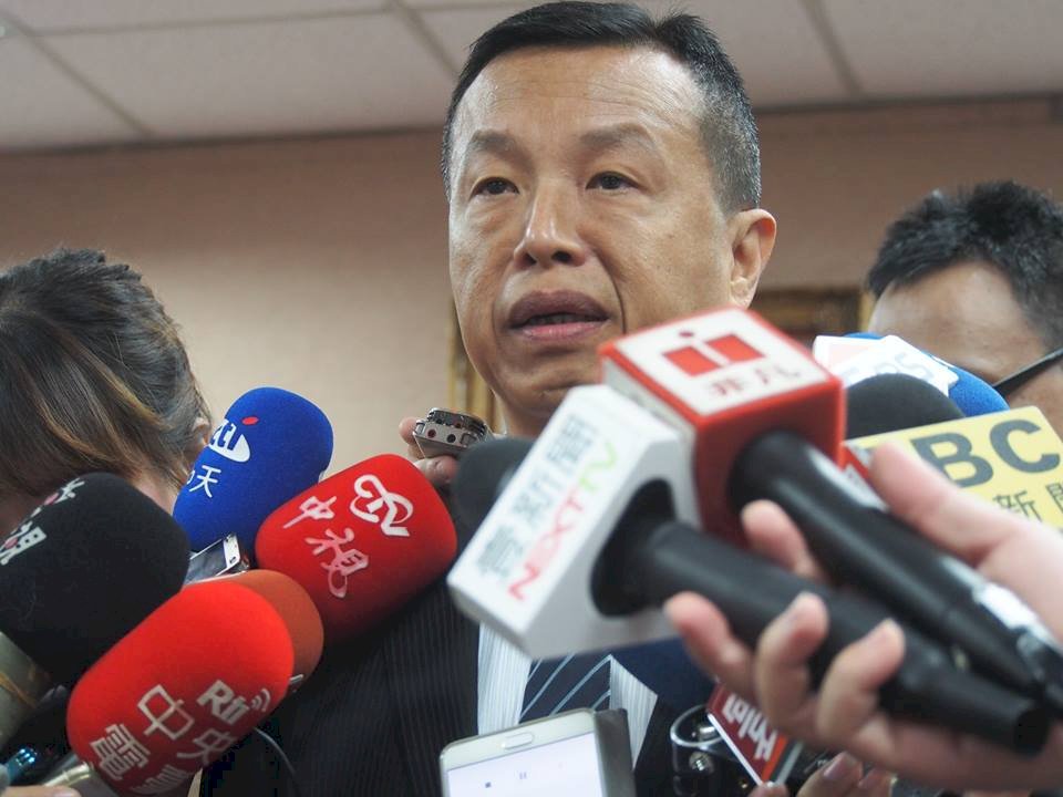 紀德艦救援漁船 國防部：考量安全等因素