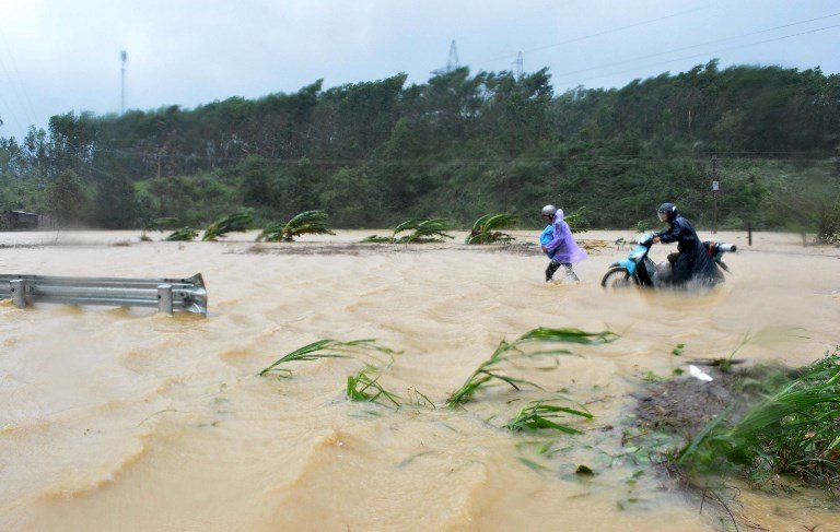 颱風丹瑞強襲越南 至少27人死亡
