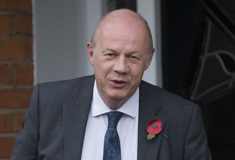 被控行為不檢 英首相副手葛林辭職
