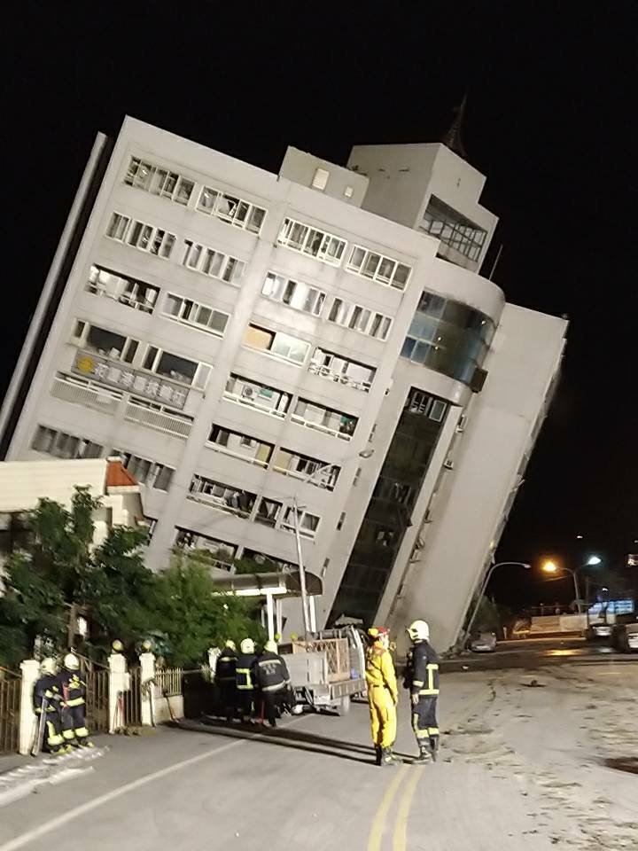 花蓮地震2死214傷2受困