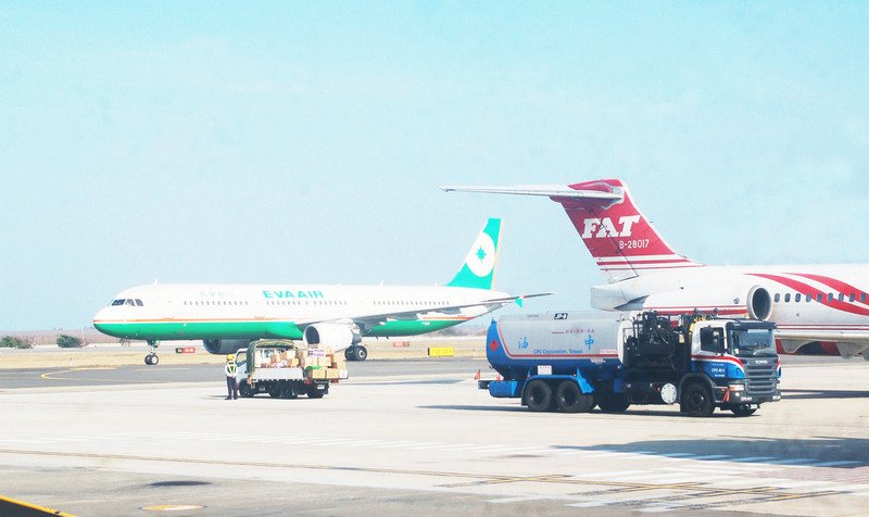 清明連假疏運 桃機加班機142架次