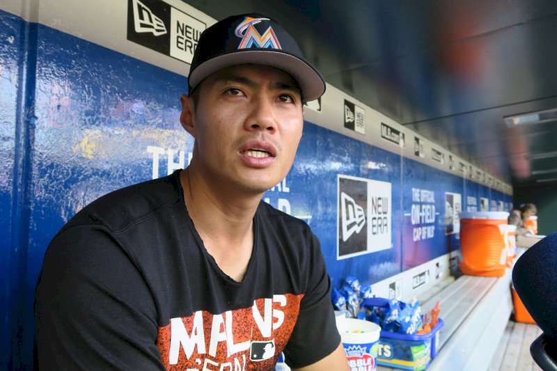 馬林魚鏖戰巨人16局 陳偉殷也上場代打