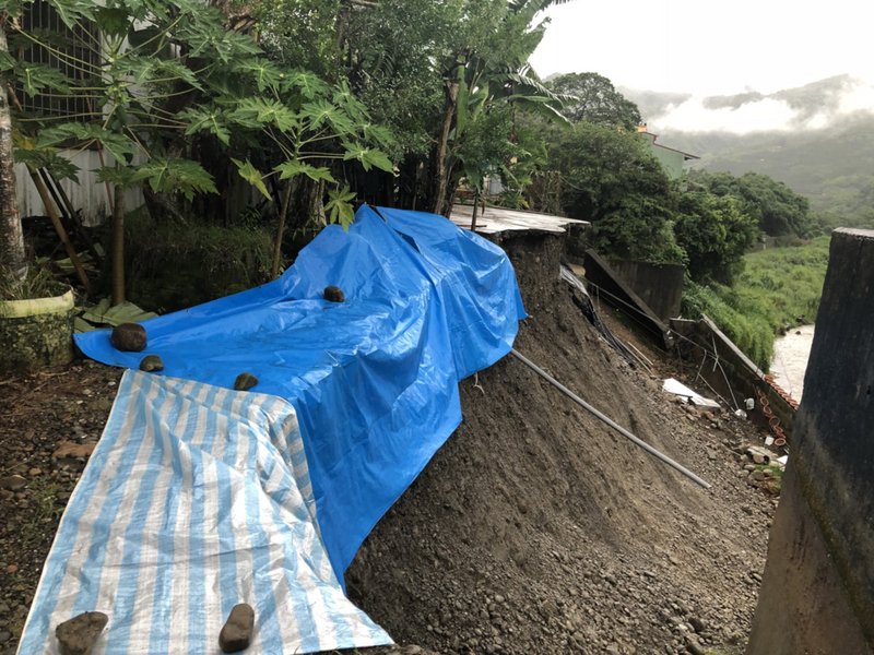 雨彈襲擊  中南部災情頻傳