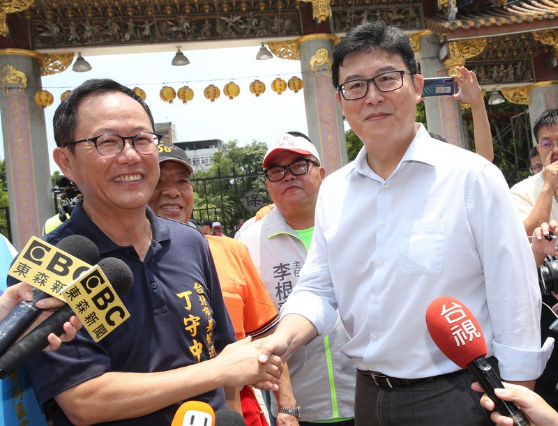 敬老金 姚：完整社福制度 丁：不應製造對立