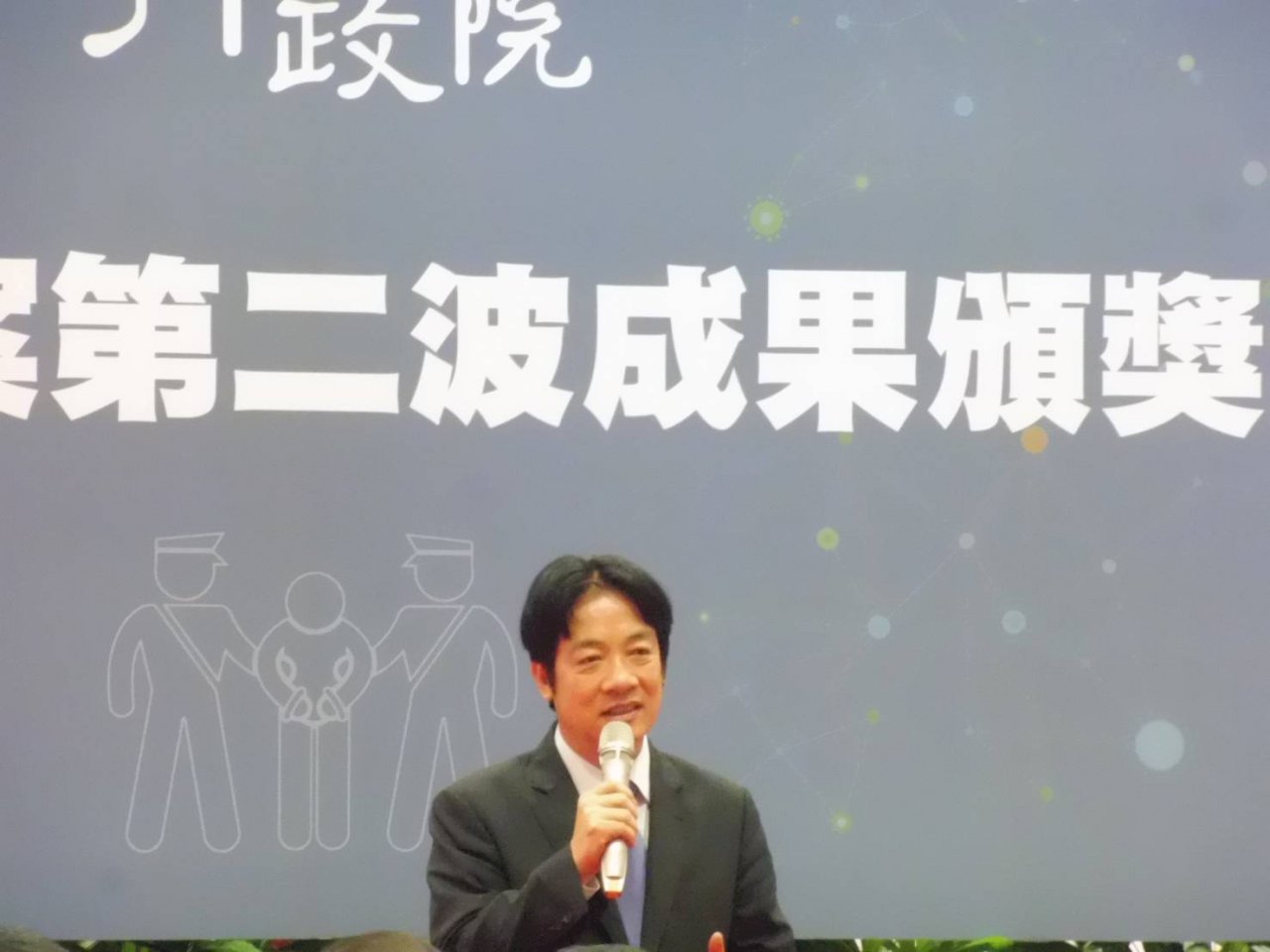 安居緝毒第2波查獲近11噸毒品 賴揆讚揚