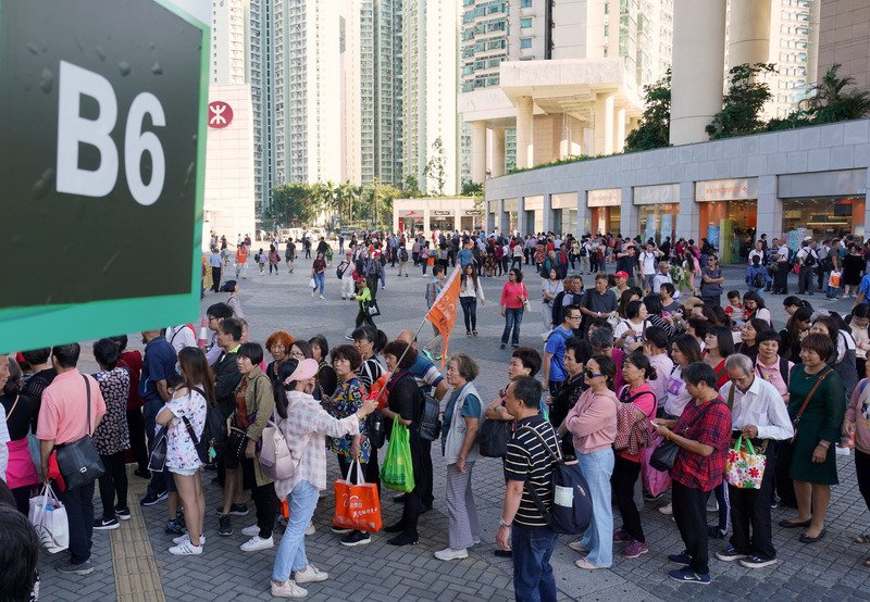 港珠澳大橋入境人數過多 港團連署籲限制