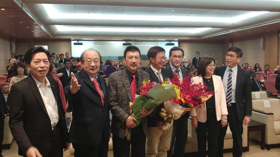 蔡賴之爭將開打 余天憂蔡總統跛腳 高喊「蔡賴配」