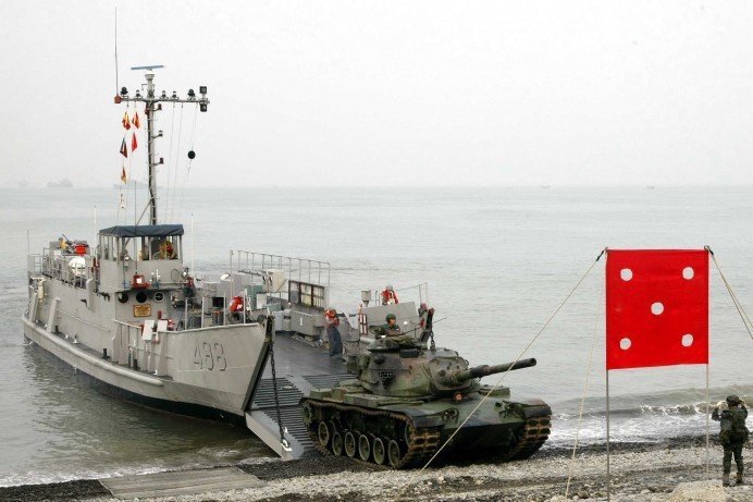 海軍新式快速布雷艇 以「合字艇」為參考