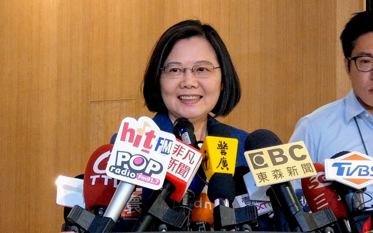 辜寬敏籲休息當國母 蔡總統：還是繼續做總統辣台妹吧