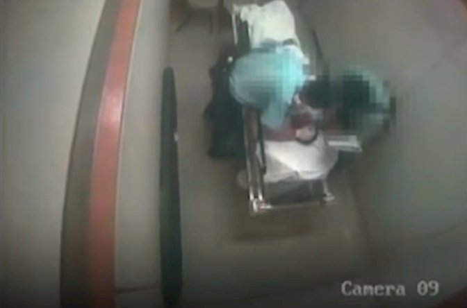 2名港警涉私刑毆打老人被捕 港警：絕不姑息