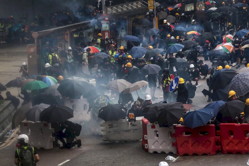 反送中831抗爭 16人被控暴動罪
