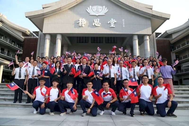 台灣青年大使赴大馬交流 兼當志工