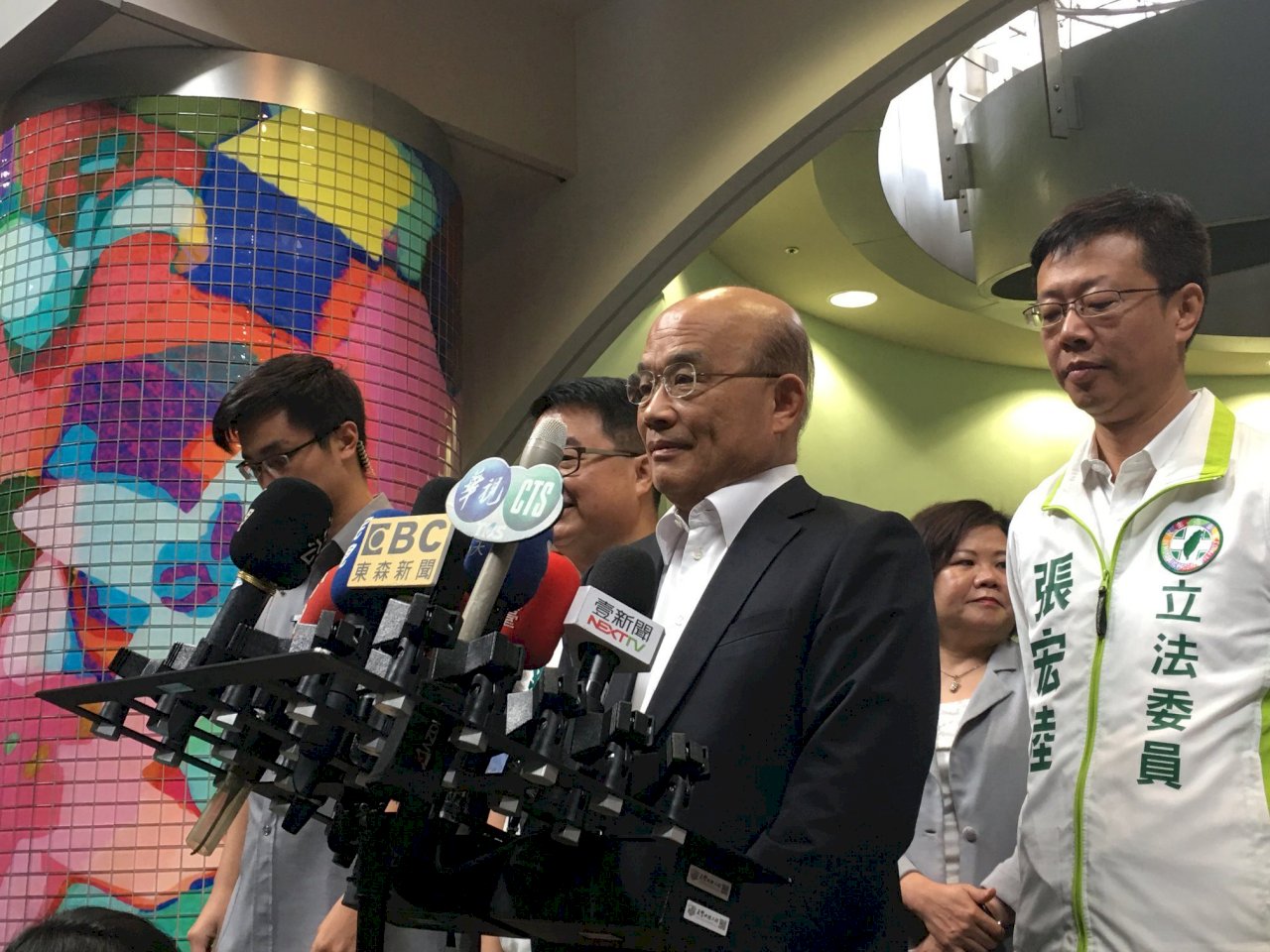 韓粉灌爆日學者臉書 蘇揆：每件事都會影響台形象