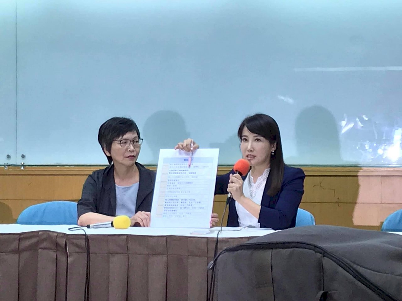 郭柯幕僚共同還原退選始末 蔡壁如：造成郭不便非常抱歉