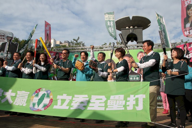 賴清德：韓國瑜帶領邁向統一 與兩蔣反攻大陸不同