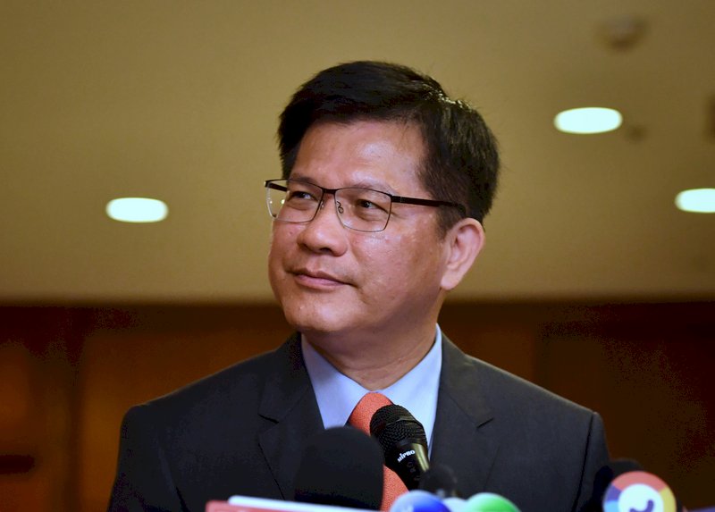 交部卡愛情摩天輪？ 林佳龍反批韓：政見跳票、卸責他人