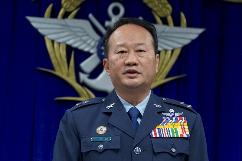 空軍：黑鷹黑盒子8日送美軍 解讀期約4週