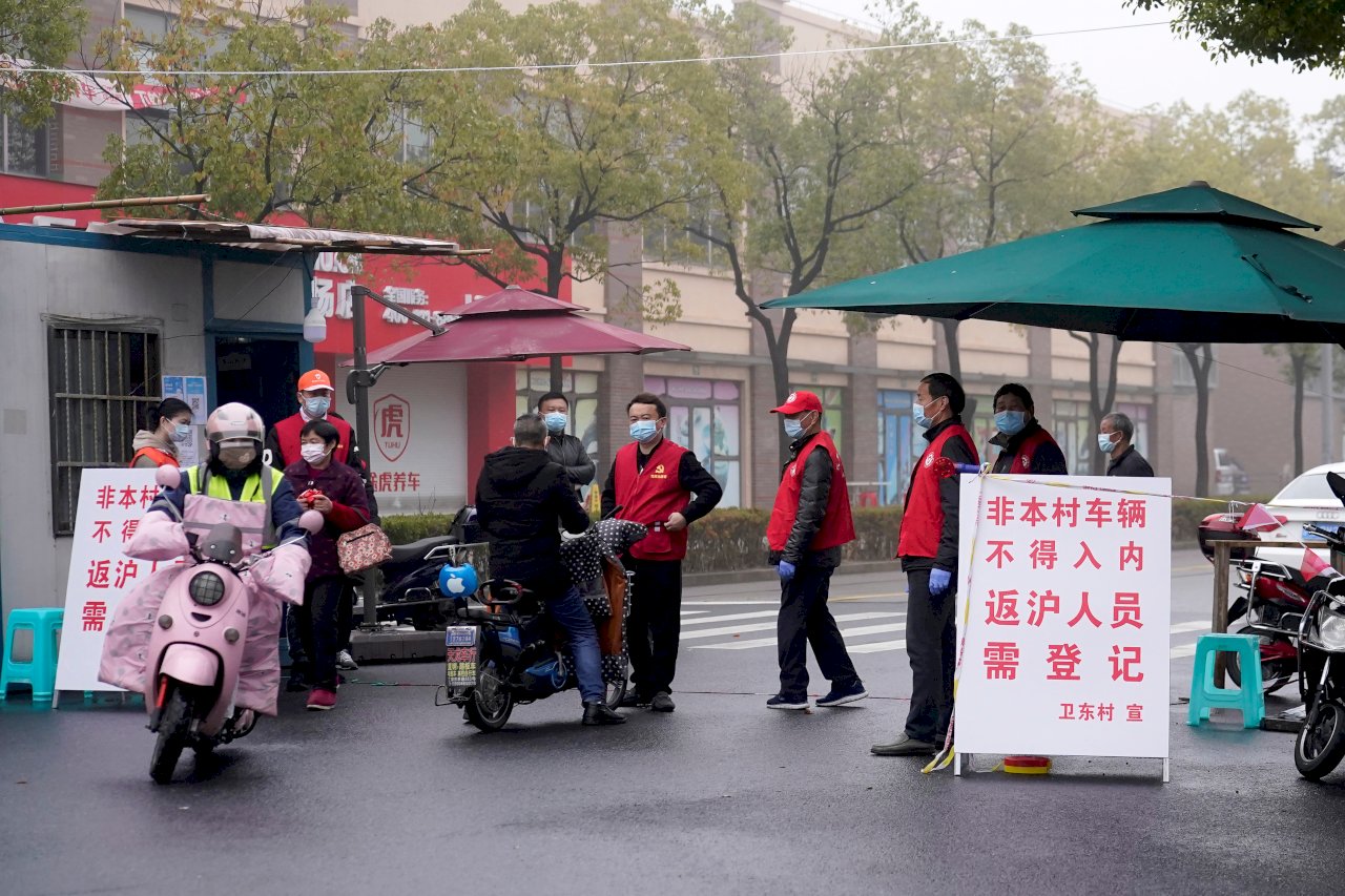 中國2月製造業PMI暴跌 創有紀錄以來最低