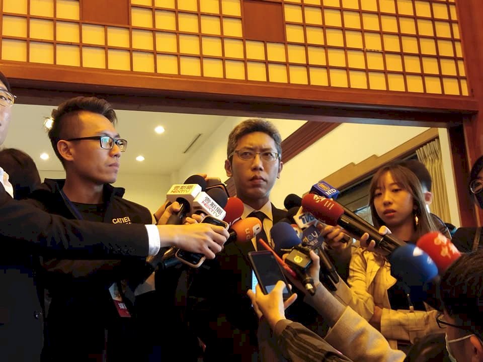 武漢包機 丁允恭：堅持保障國人安全和維護防疫原則