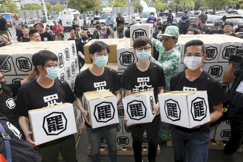 罷韓40萬份連署書今遞交 估6月中舉行投票