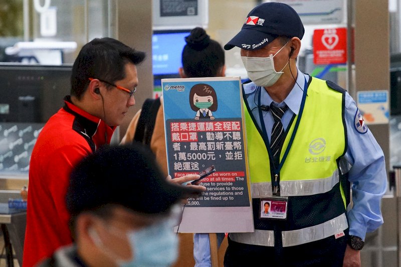 逾500人沒戴口罩  北捷拒載未開罰