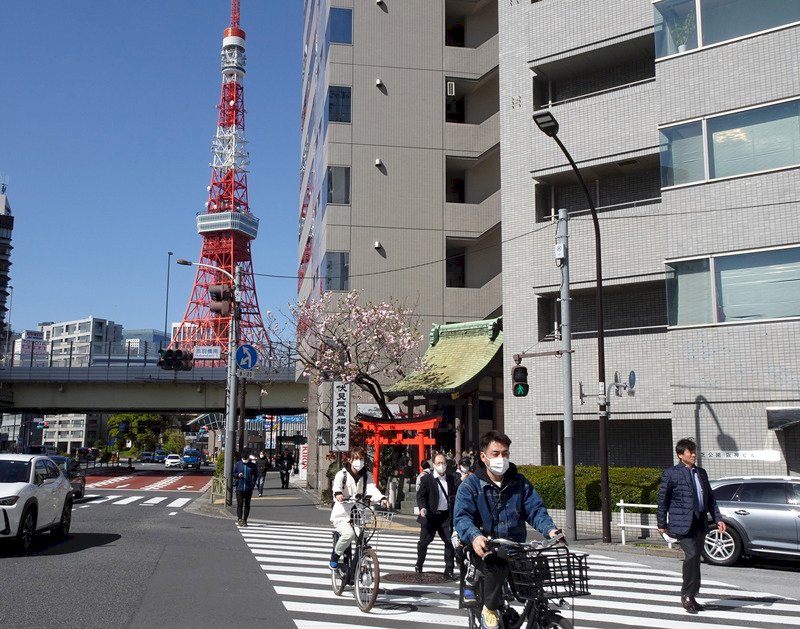 日全國進入緊急狀態 安倍擬每人發10萬日圓