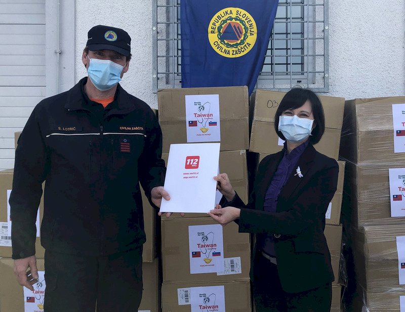 台灣贈15萬片口罩 斯洛維尼亞致謝