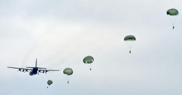 士兵在台受傷事故後 星國軍方恢復傘訓強化安全