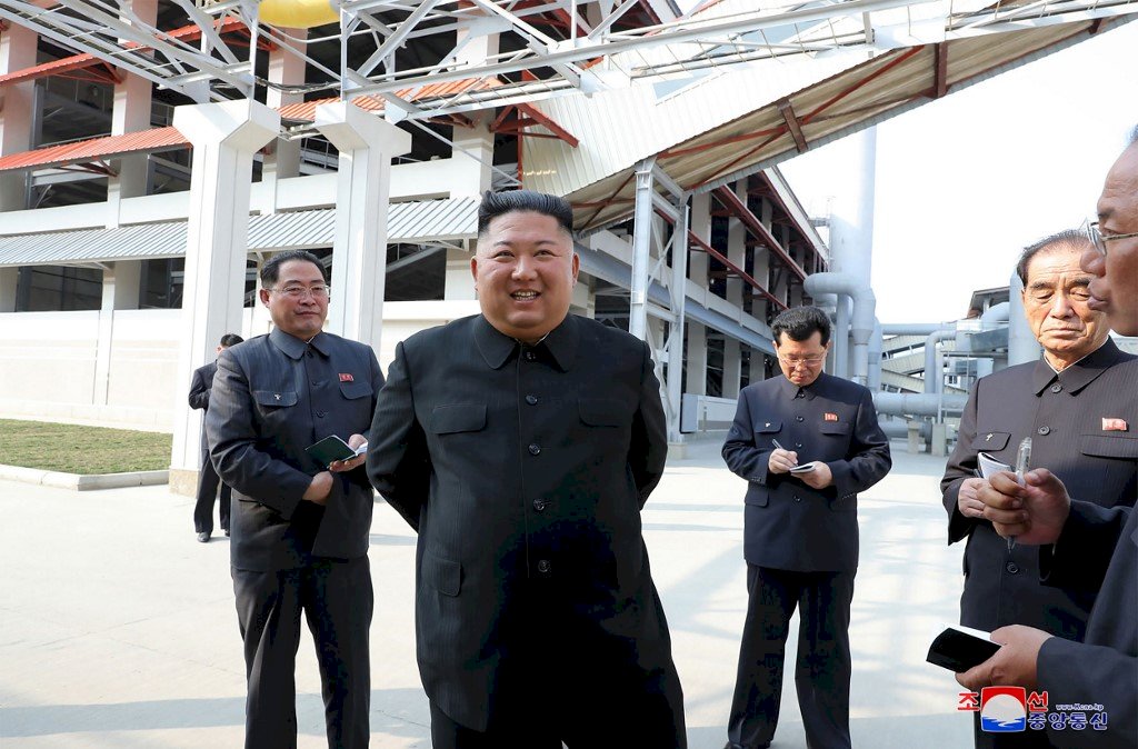 現身闢謠 金正恩出席順天磷肥工廠竣工典禮