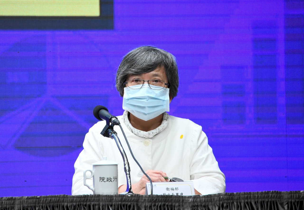 「萬元紓困之亂」急滅火 衛福部：帶身分證和簽切結書即可辦理