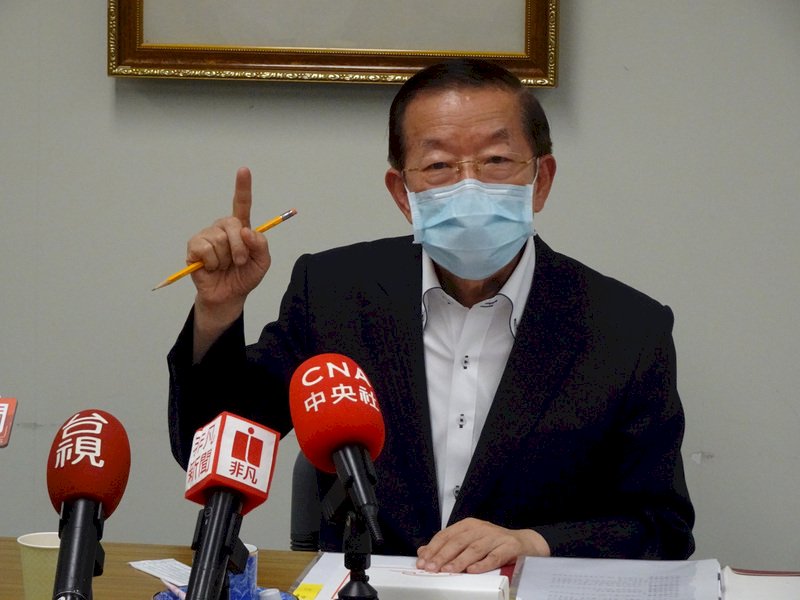 支持周庭 謝長廷：香港未來英雄出現了