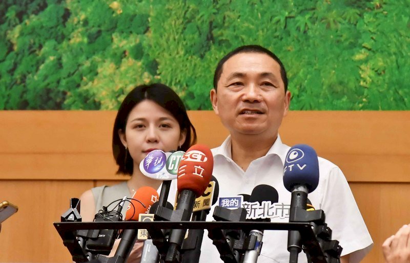 肯定彰化衛生局 侯友宜：顯示無症狀確診者可能成漏洞