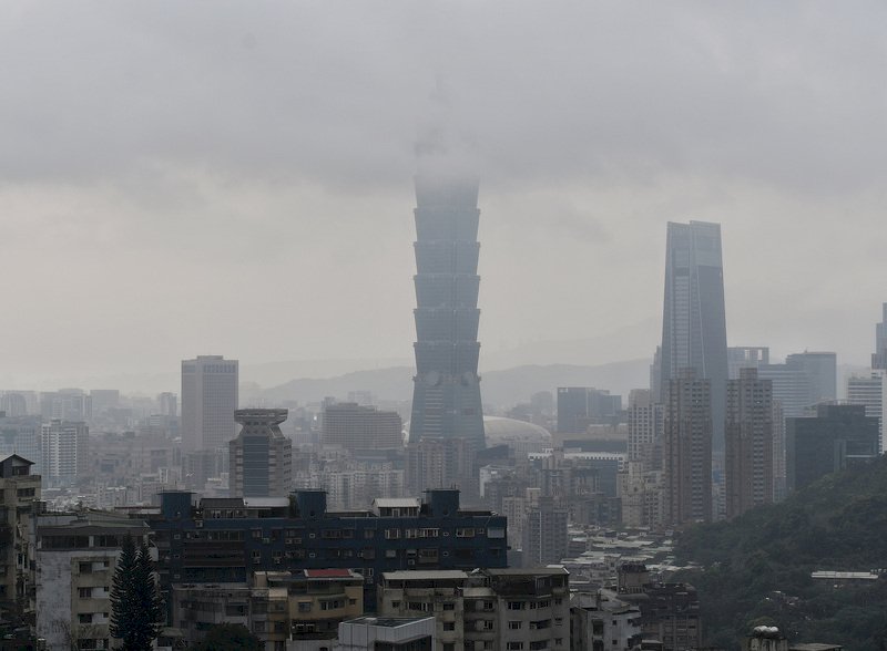 東北季風減弱擴散差 西半部明防空污累積
