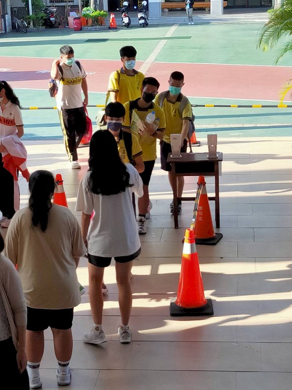 國中會考161考生因疫情須補考 4生確診