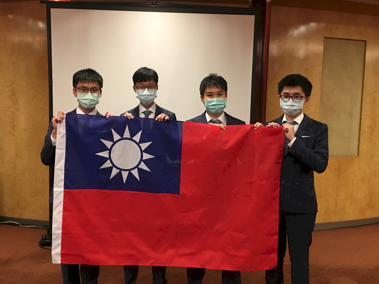化學奧賽台灣3金1銀 世界第三