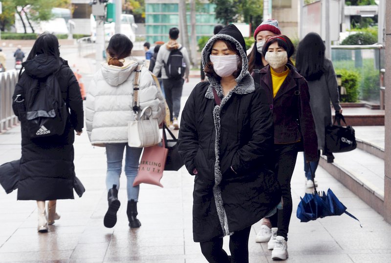 濕冷天氣一路到28日 30日再降溫跨年夜探14度