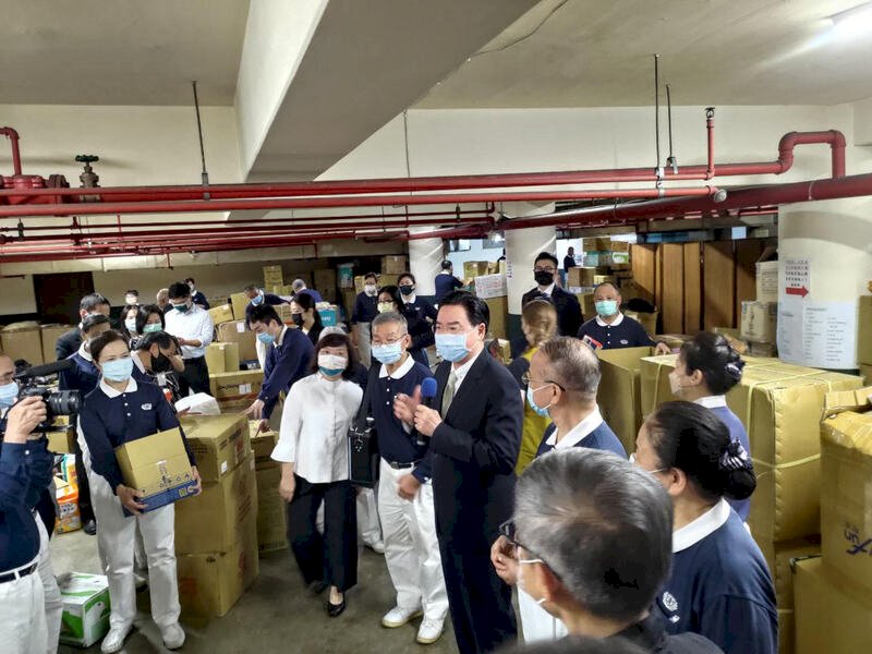 外交部援烏物資已募4000箱 吳釗燮感謝捐贈民眾