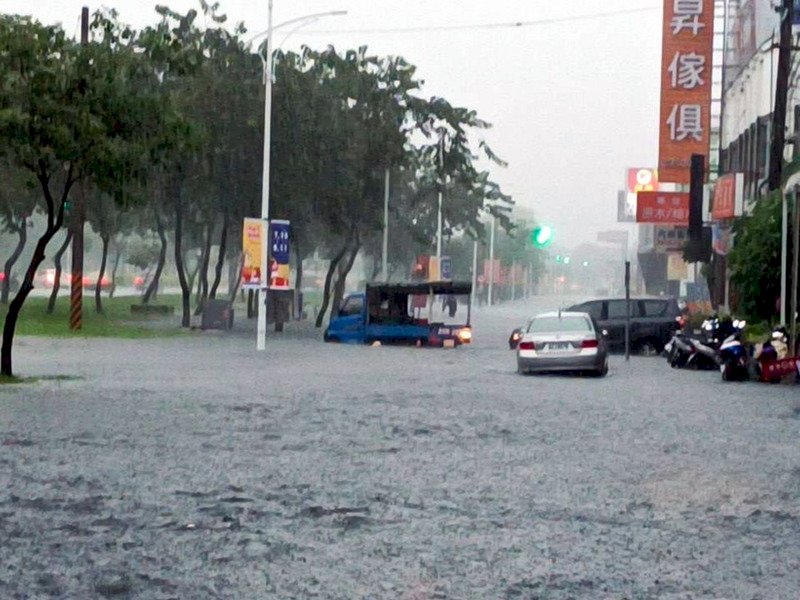 太平洋高壓漸強 午後中南部山區防較大雨勢
