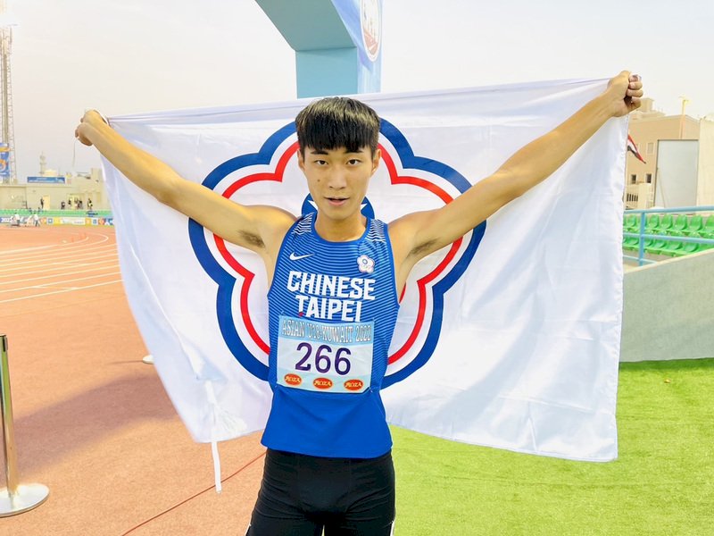 U18亞青田徑賽 林硯楷400公尺跨欄摘金