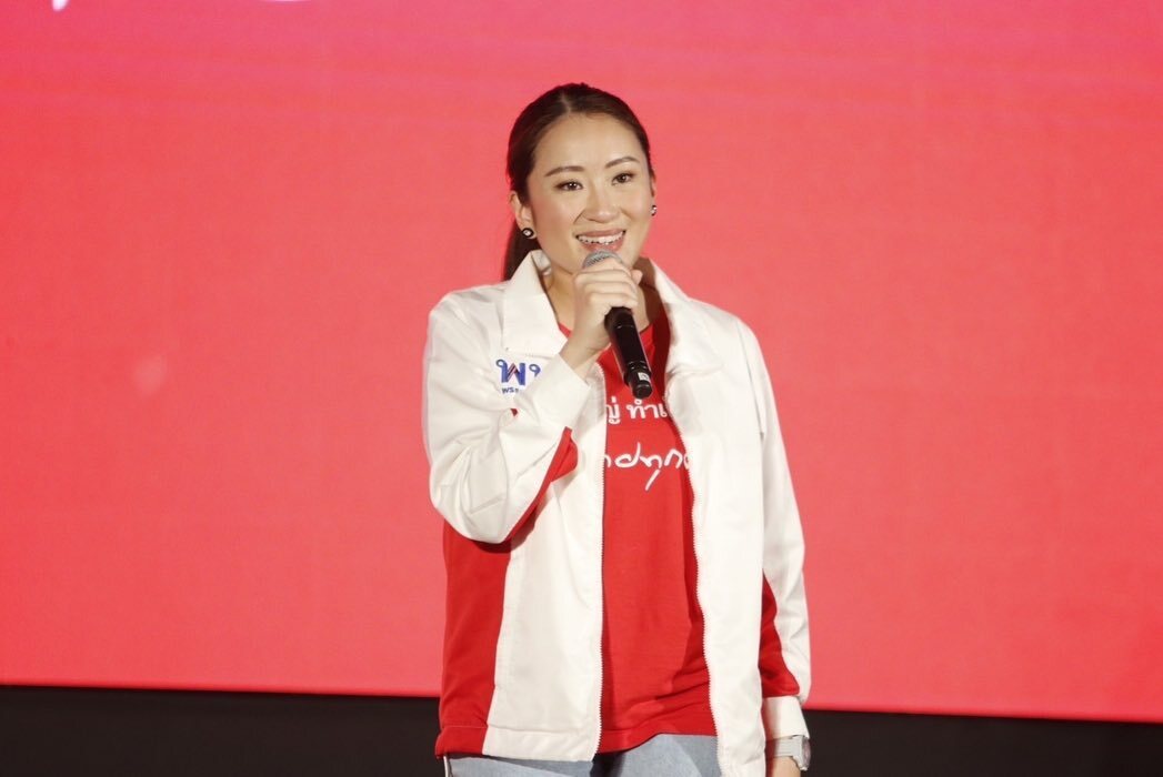 泰國下任總理人選民調 戴克辛么女仍為首選