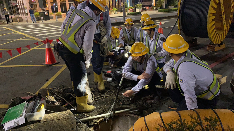 左營鬧區523戶停電漏夜搶修 初判電纜故障