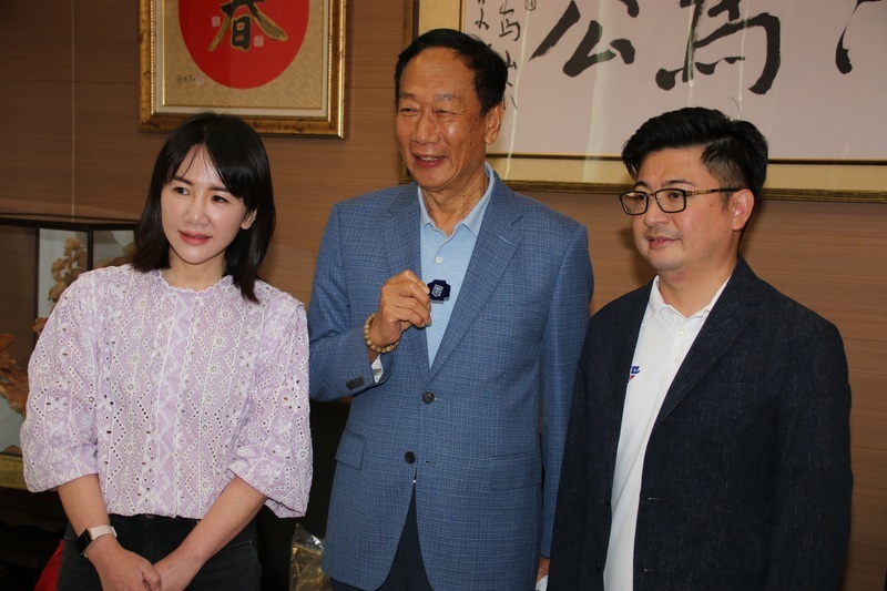 下鄉獲藍議長相挺 郭台銘：一定幫中小企業轉型升級