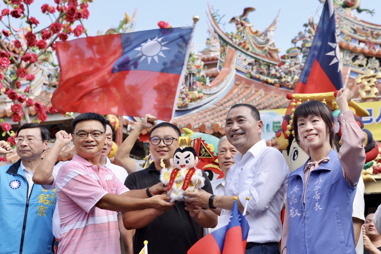 回嘉拜票綠議員黃嫈珺現身面臨處分 侯：政治要有人性