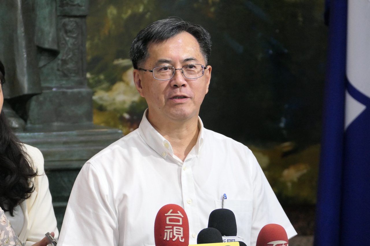 郭台銘屏東辦說明會傳周典論私下幫忙 國民黨：若違紀會處理