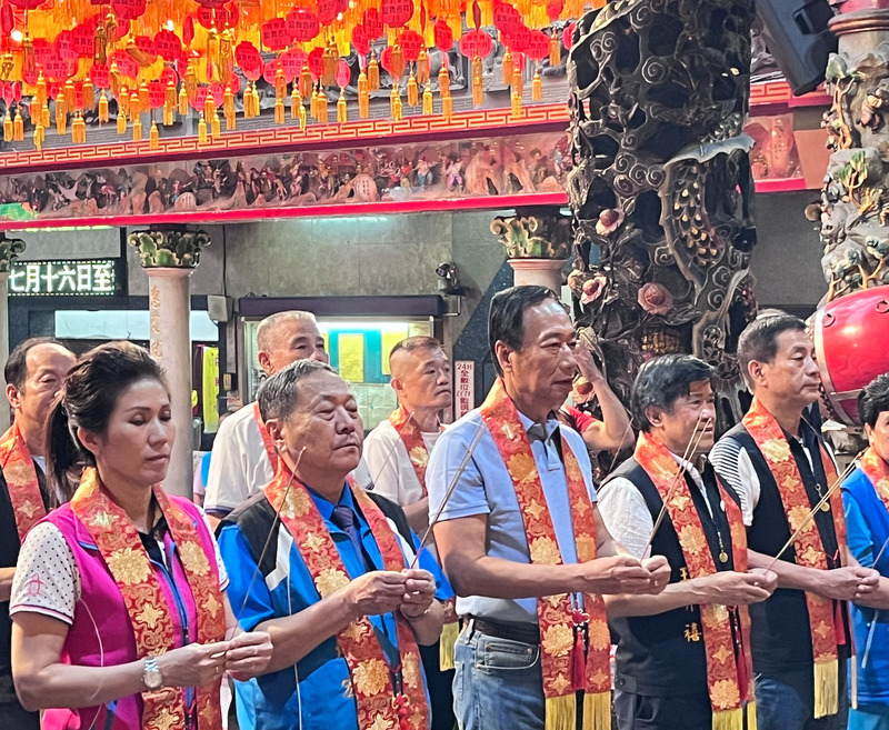 郭台銘：會適時宣布為什麼要出來替大家服務
