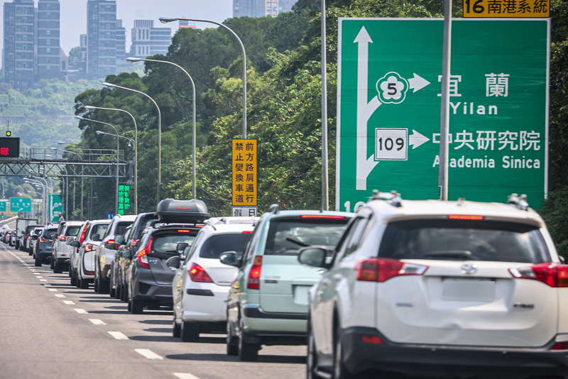 中秋連假 王國材籲民眾分散出行、善用省道