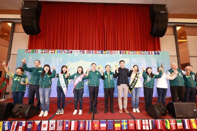 全球信賴逾600位鄉親返國挺賴蕭配 宣示關鍵時刻守護台灣