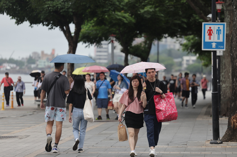 午後留意較大雨勢 各地偏熱高屏局部36度