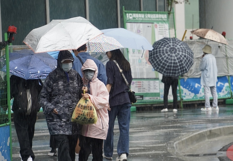 29日降雨趨緩 30日水氣再增週末全台防大雨
